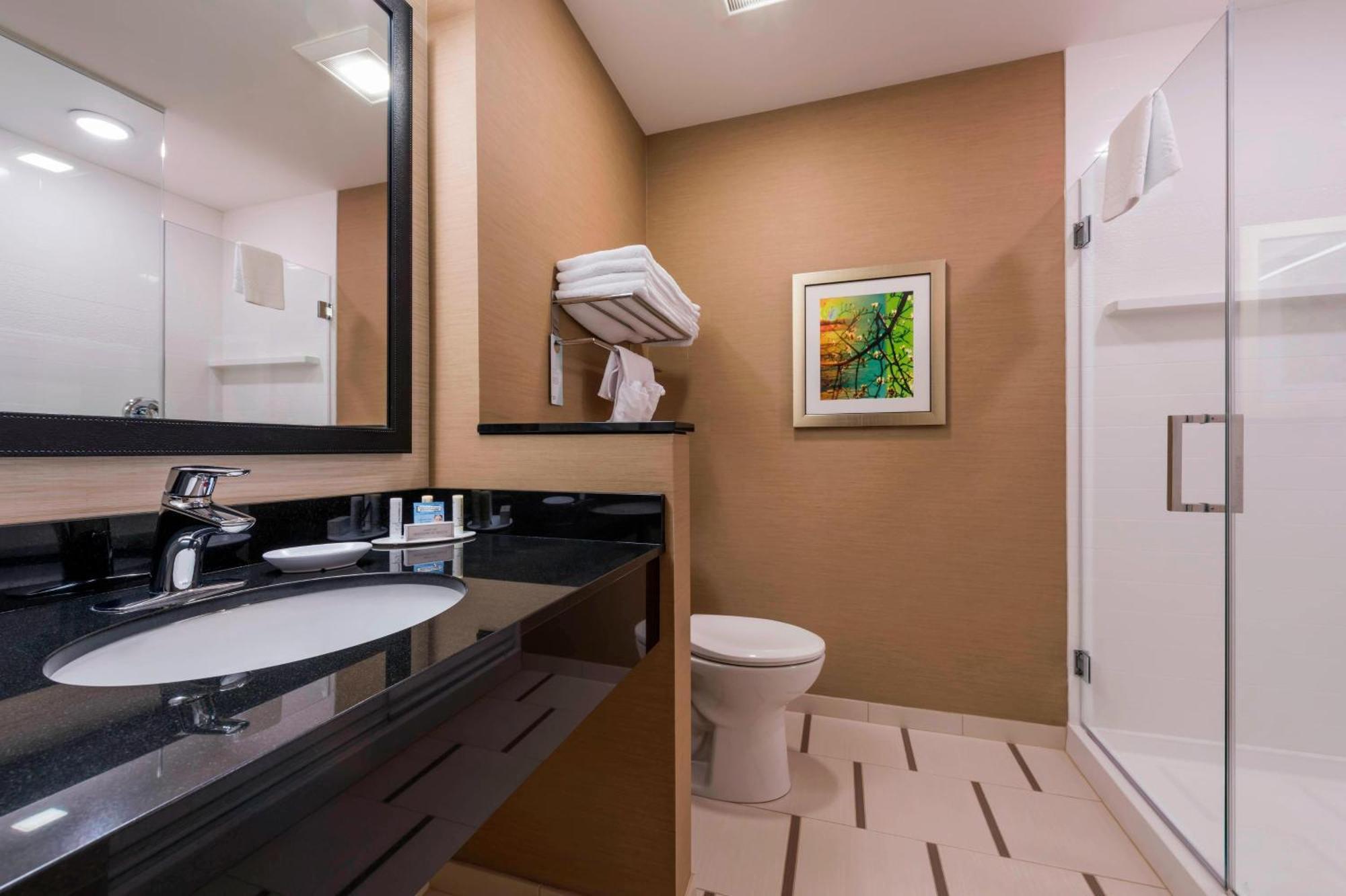 Hotel Fairfield By Marriott Star Valley 3*